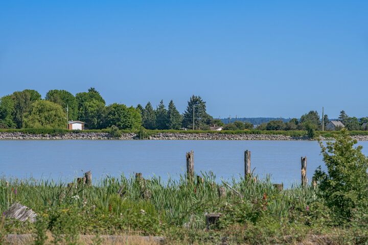 Property Photo: 3995 Trim Road BC V4K 3N2