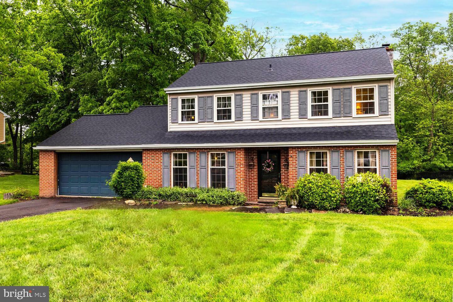 Property Photo: 1479 Leas Way PA 19440