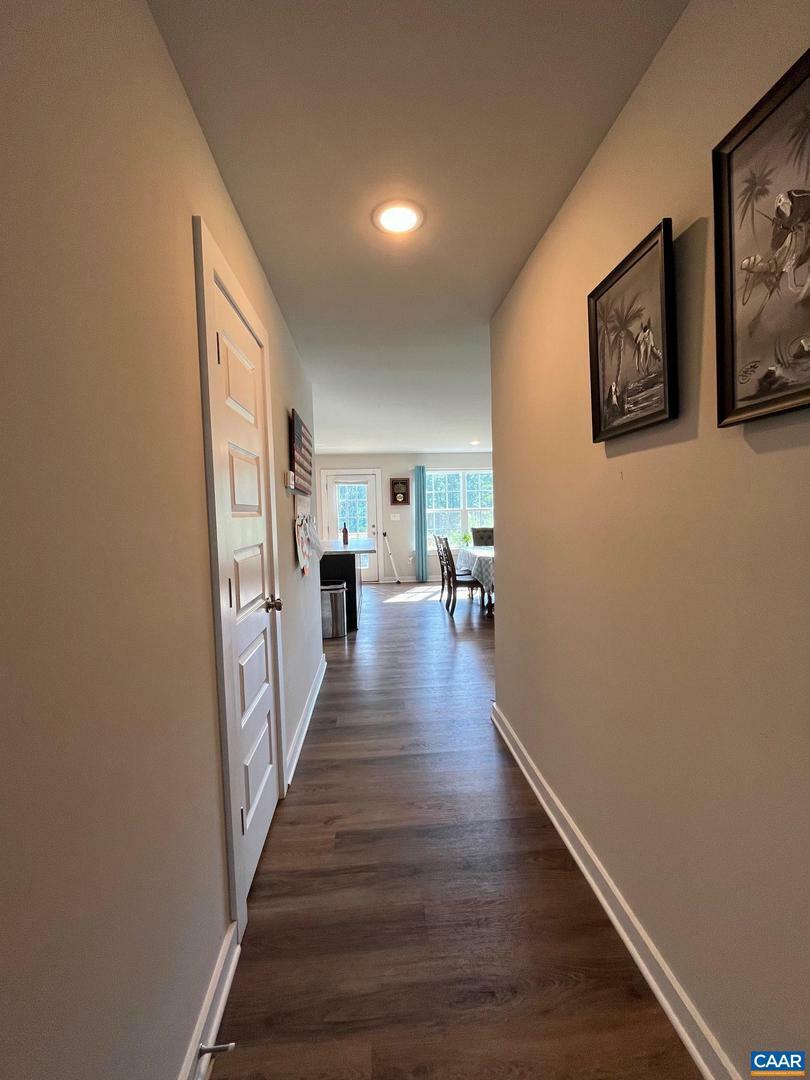 Property Photo: 198 Riva Way VA 22963