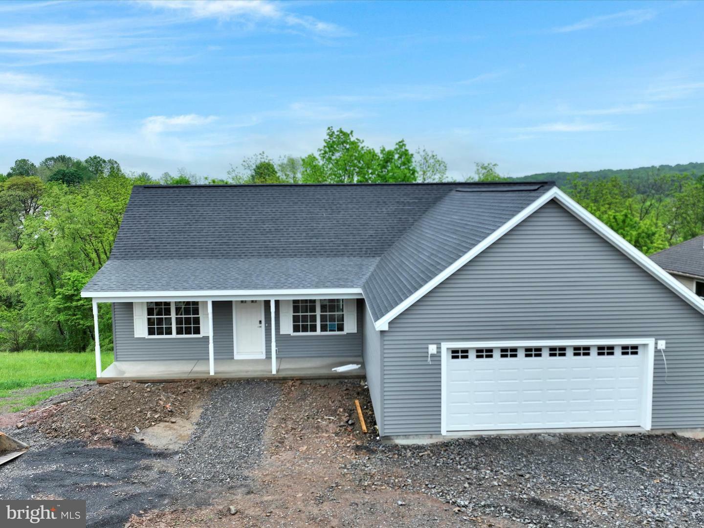 Property Photo: 864 Wynonah Drive PA 17922