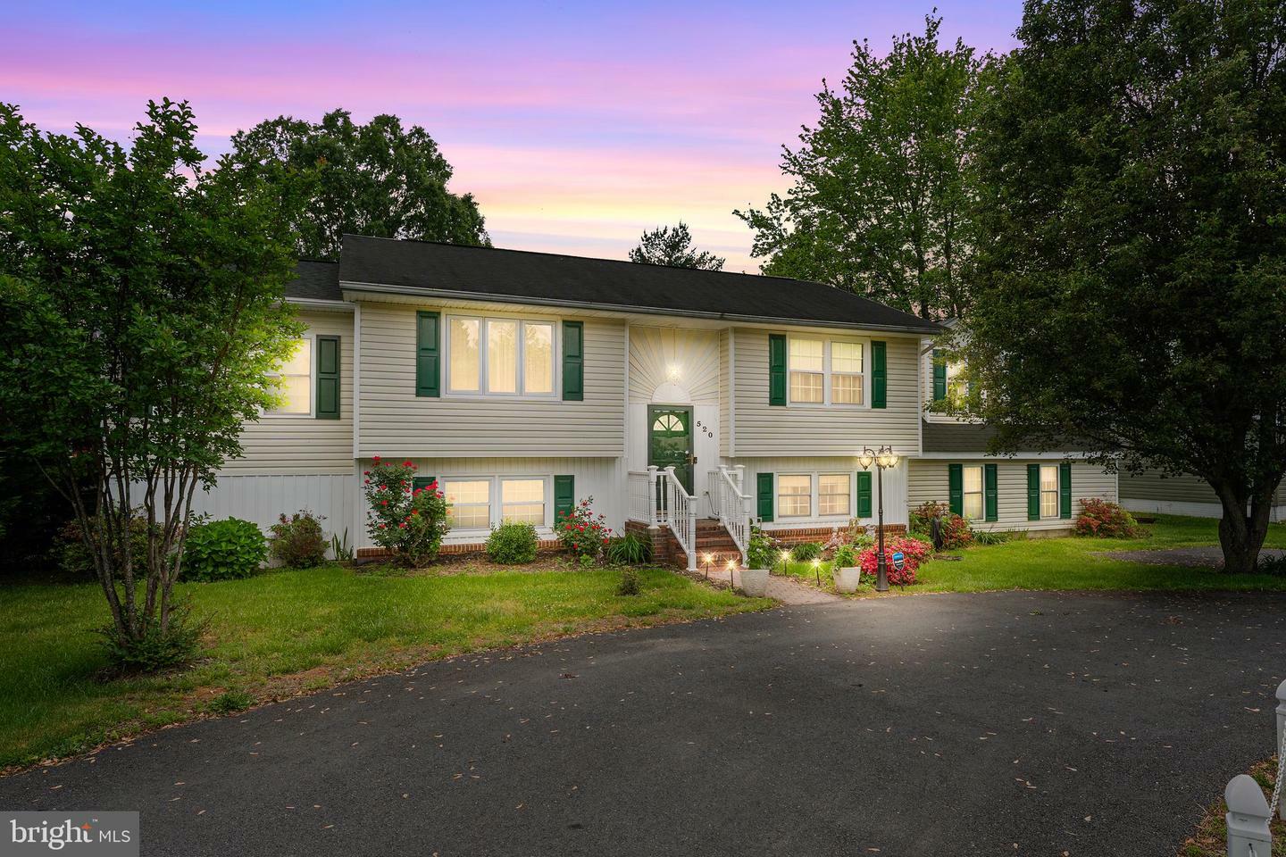 Property Photo: 520 Forbes Street VA 22405