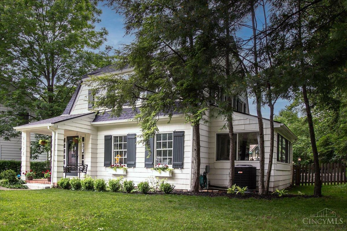 Property Photo: 6576 Wooster Pike OH 45227