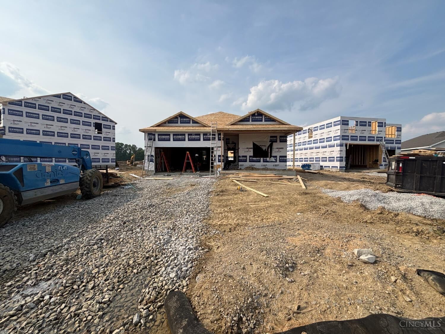Property Photo: 6206 Willow Cove OH 45122