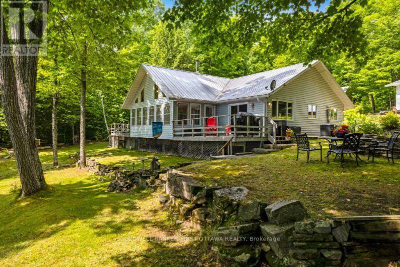 Property Photo: 1215 Krings Lane ON K0H 2M0