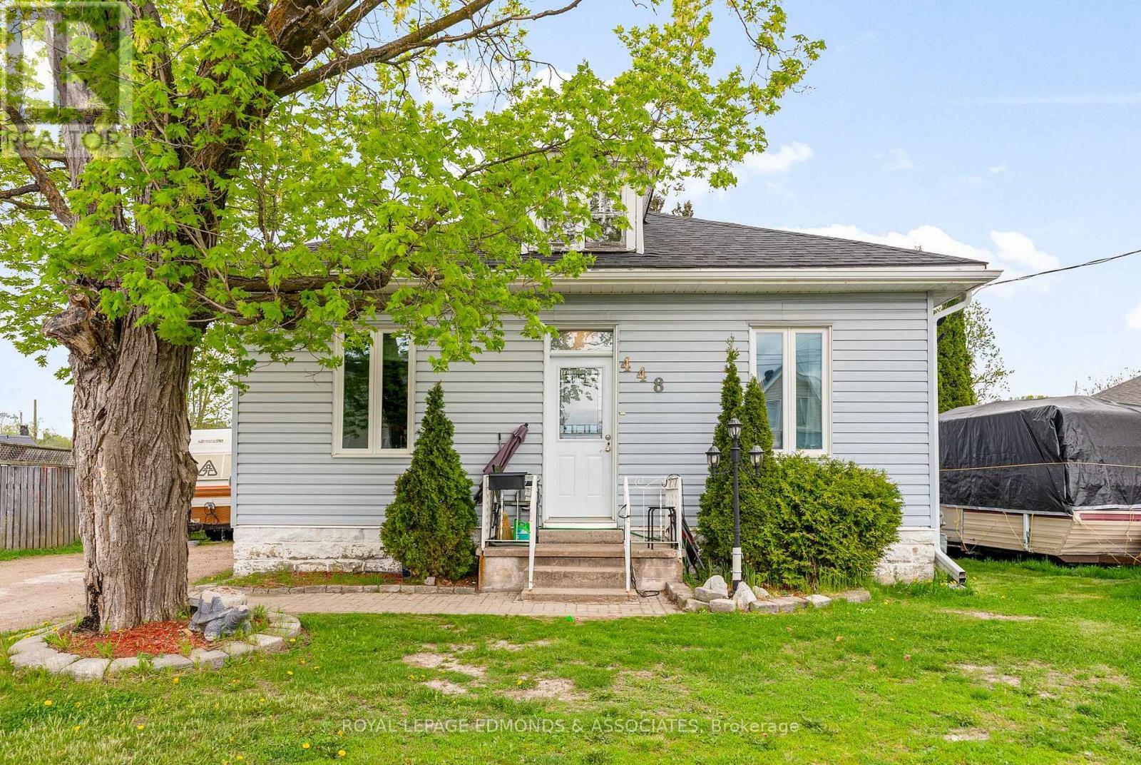 Photo de la propriété: 448 Eganville Road ON K8A 4E2