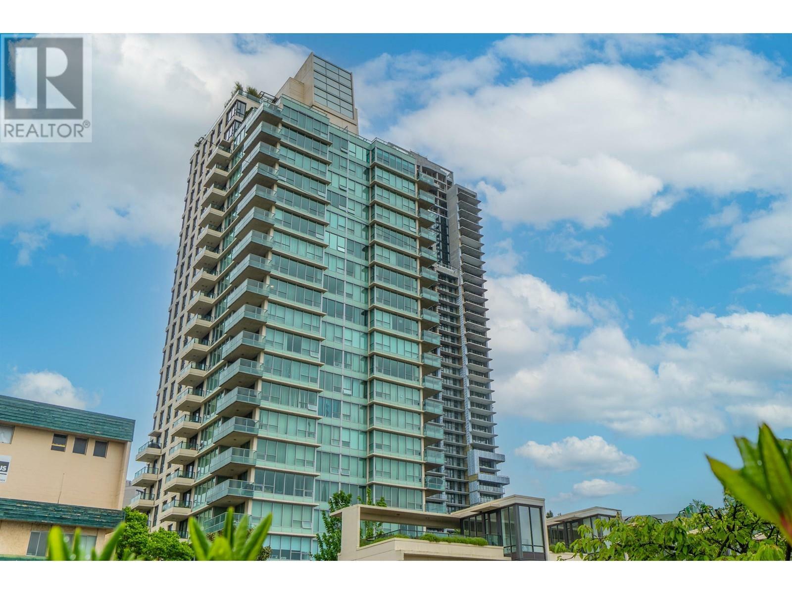 Property Photo: 2200 Douglas Road 1901 BC V5C 0G8