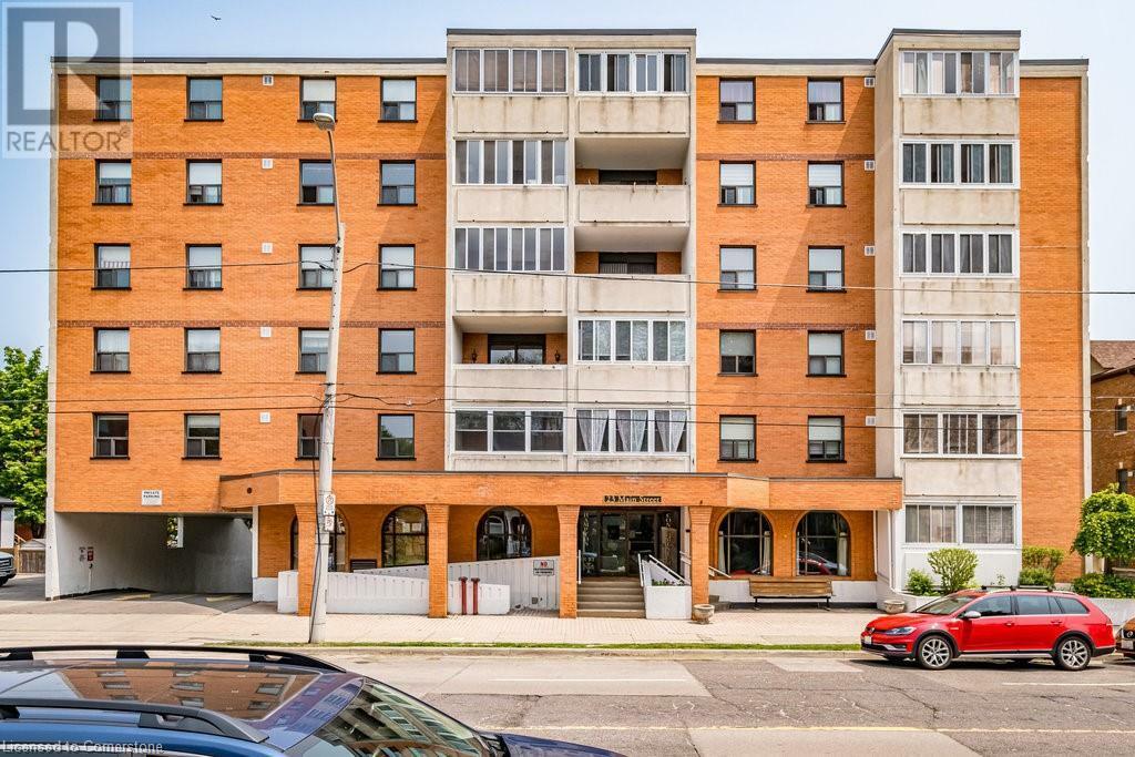 Photo de la propriété: 23 Main Street 205 ON L9H 2P7
