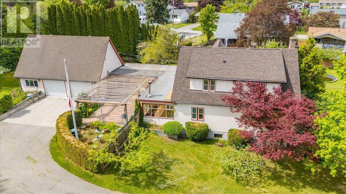 102 18th Street  Castlegar BC V1N 2M7 photo
