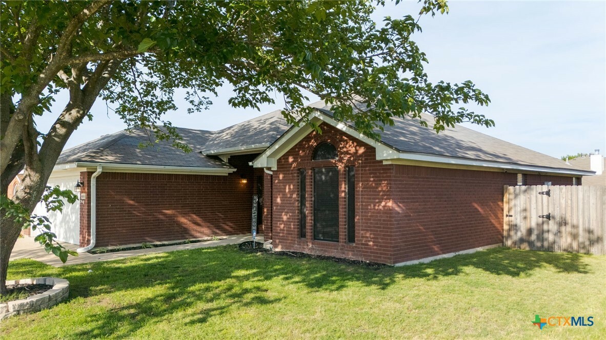 Property Photo: 4404 Barrington Trail TX 76549
