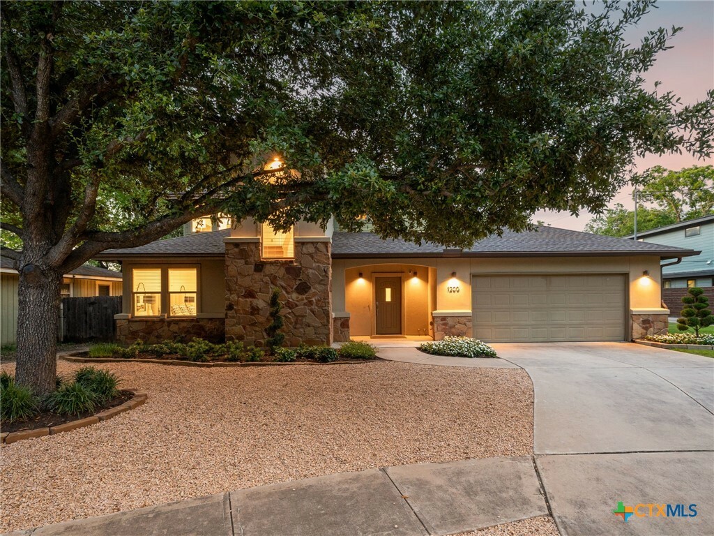 Property Photo: 1200 Marcy Street TX 78745