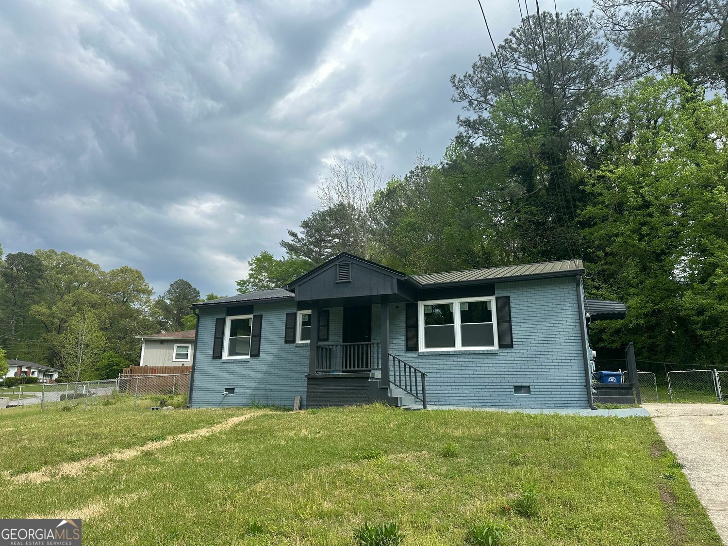 Property Photo: 3730 Clovis Court NW GA 30331