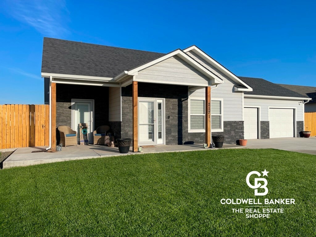 2171 Idlewild Way  Garden City KS 67846 photo