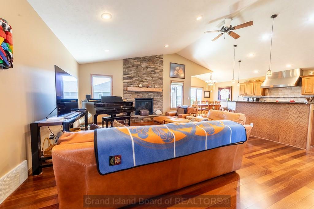 Property Photo: 1705 Summerfield Ave NE 68803