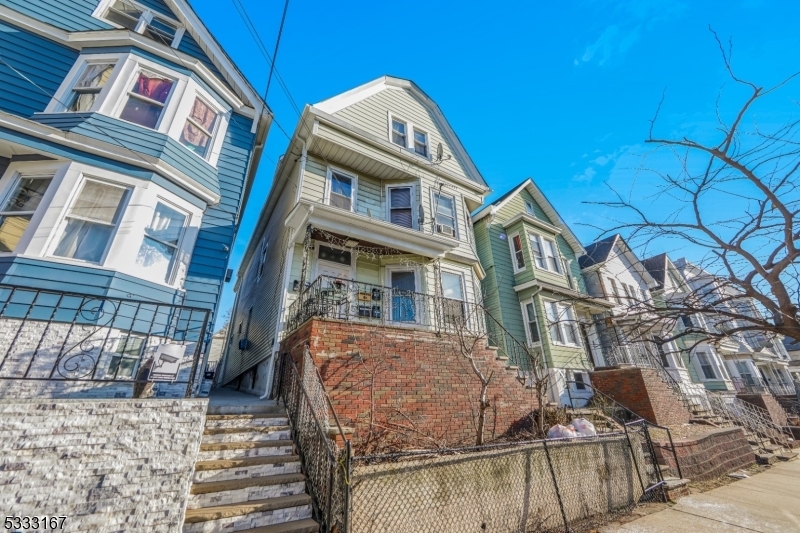 Property Photo: 435 N 2nd St NJ 07029
