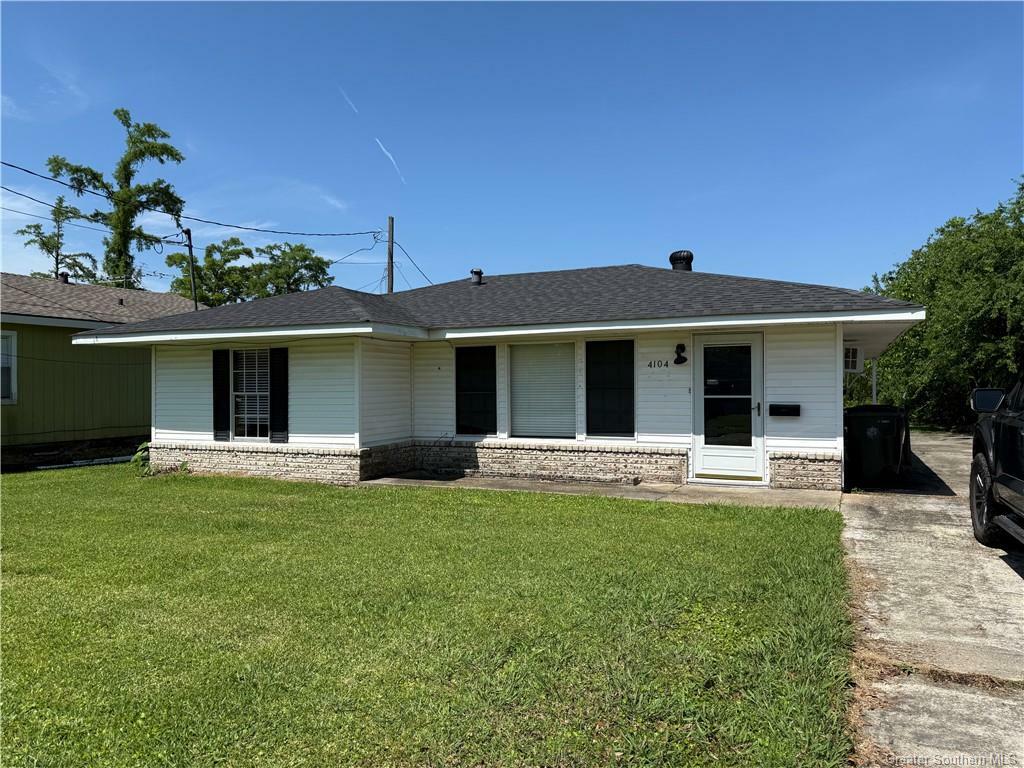 Property Photo: 4104 Auburn Street LA 70607