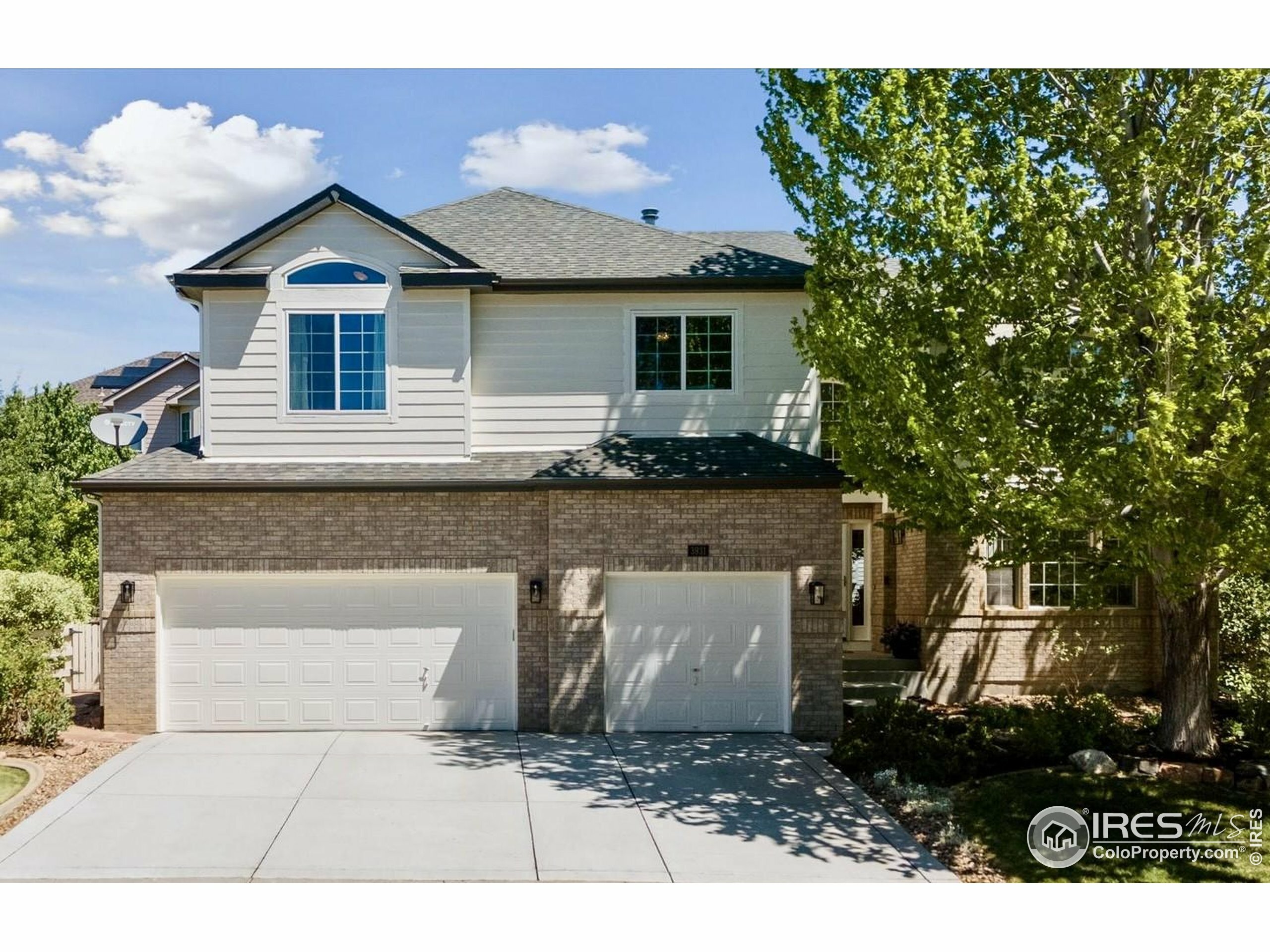 Property Photo: 3931 Stonegrass Pt CO 80023