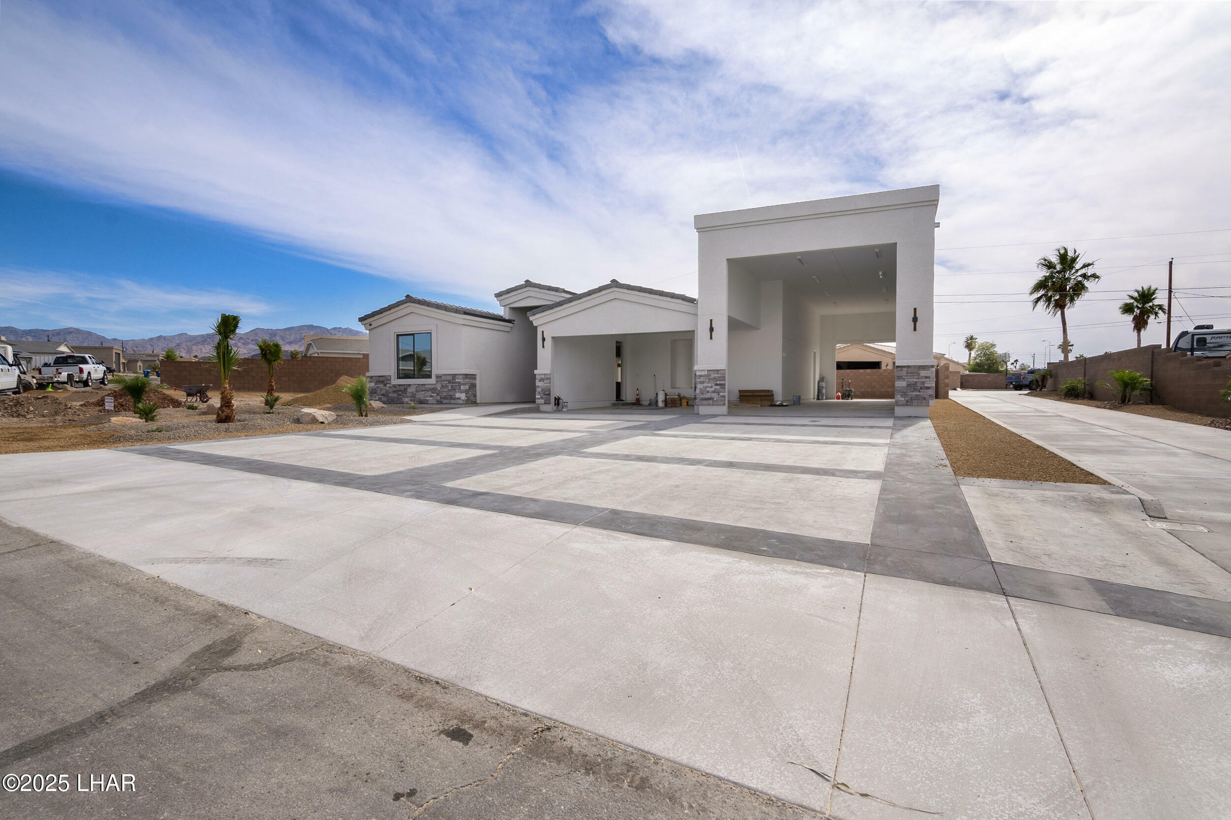 Property Photo: 3450 Big Chief Dr AZ 86406