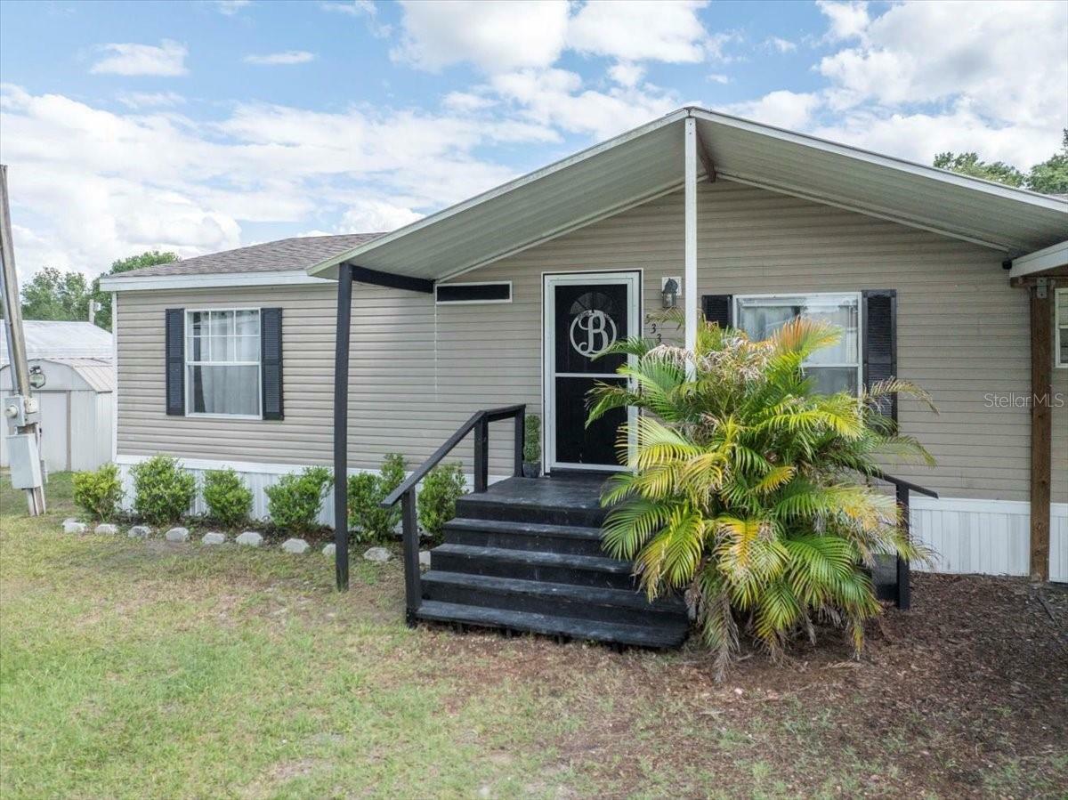 Property Photo: 5339 Meadow Grove Trail FL 33810