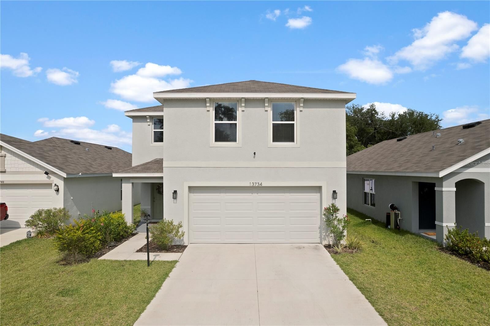 Property Photo: 13734 Whiskey Daisy Drive FL 33525