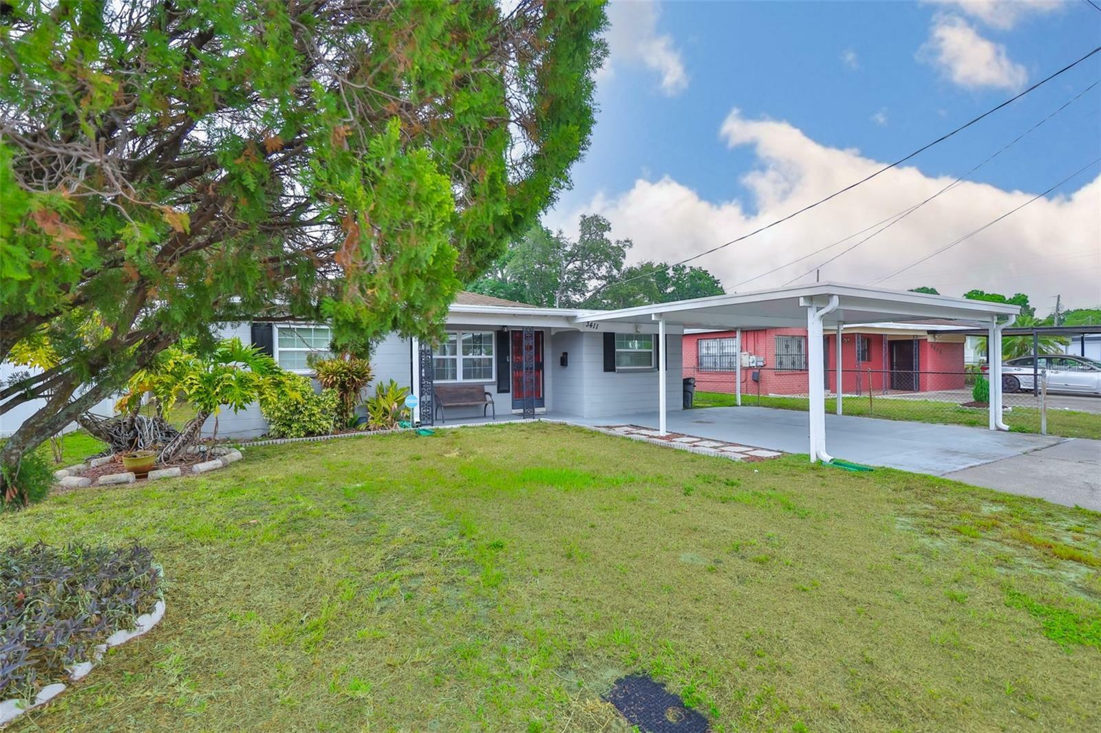 Property Photo: 3411 W Beach Street FL 33607