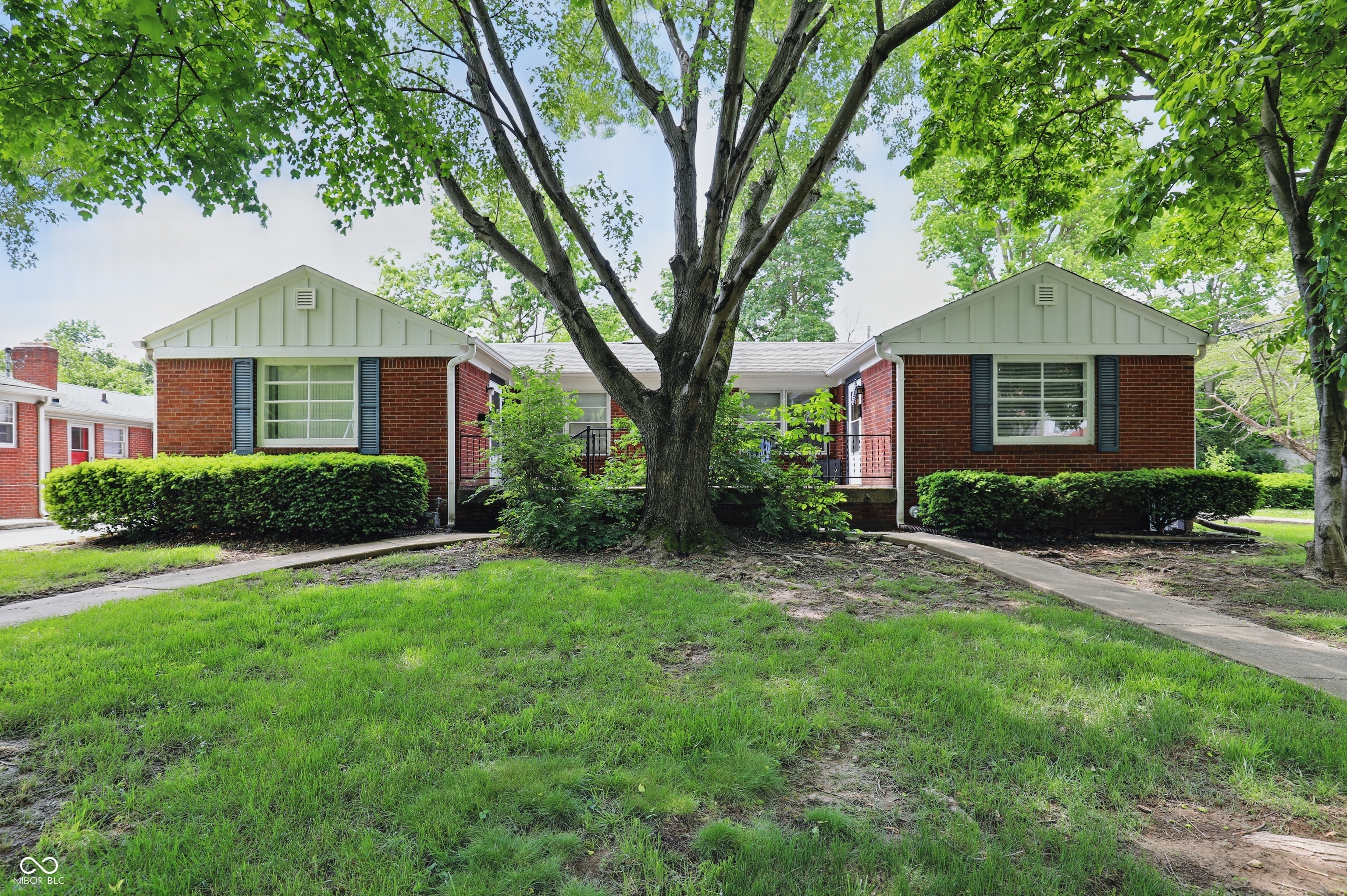 Property Photo: 4610 Rookwood Avenue IN 46208
