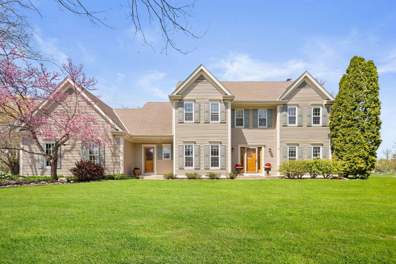 Property Photo:  8420 W Daventry Rd  WI 53097 