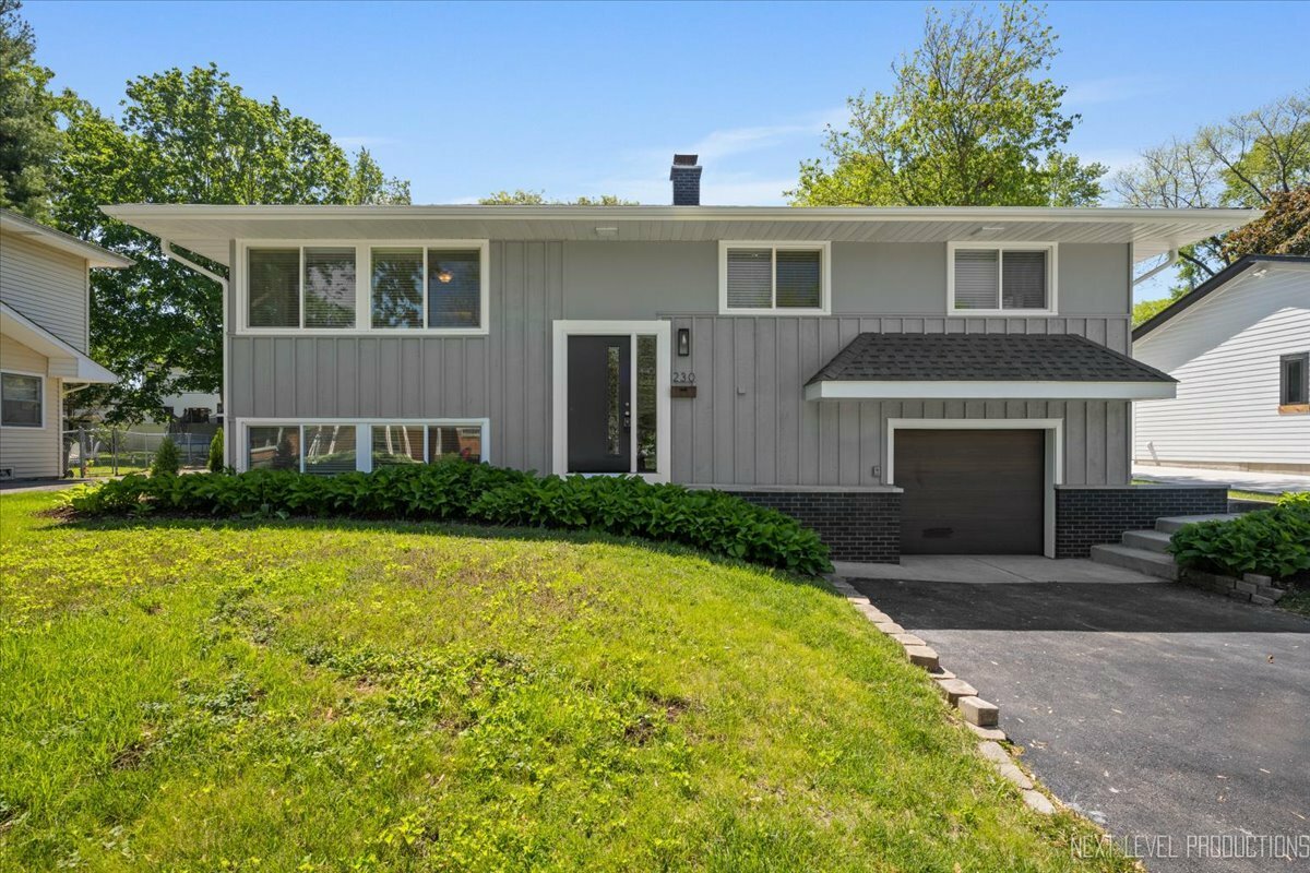 Property Photo:  230 Elmwood Drive  IL 60540 