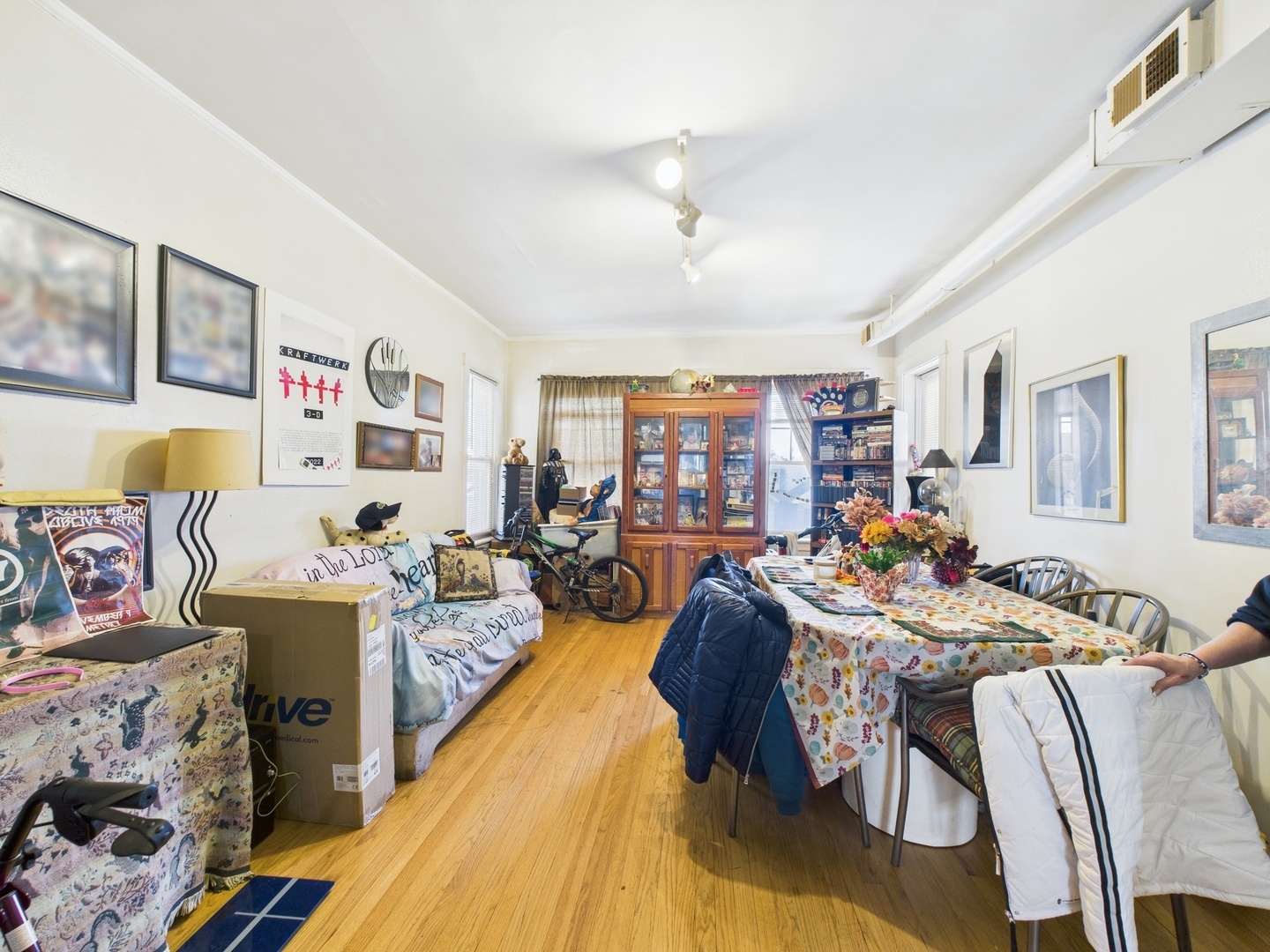 Property Photo: 4810 W Strong Street IL 60630