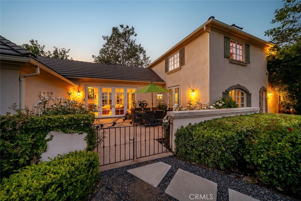 Property Photo: 1190 Bassi Drive CA 93405