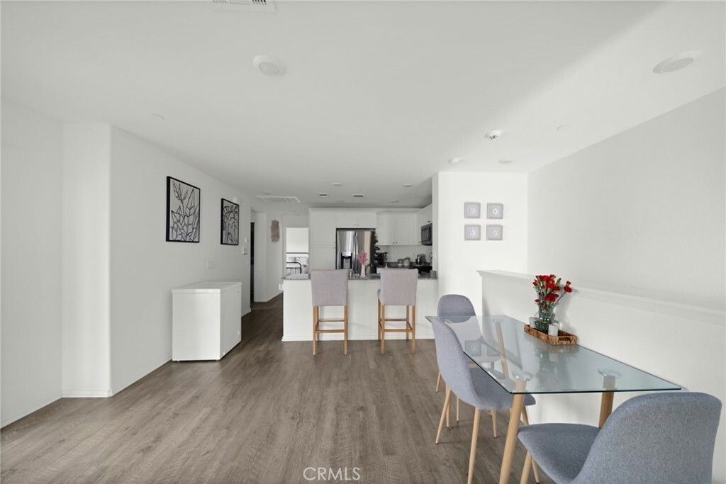 Property Photo: 35753 Starling Avenue 1901 CA 92563
