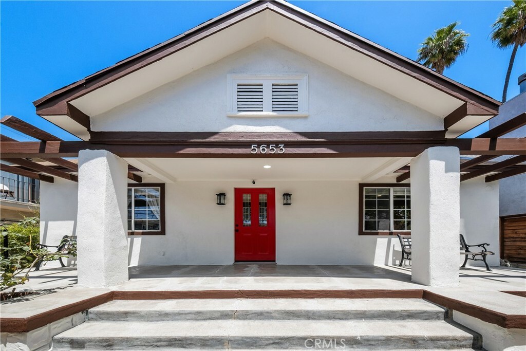 Property Photo: 5653 Franklin Avenue CA 90028