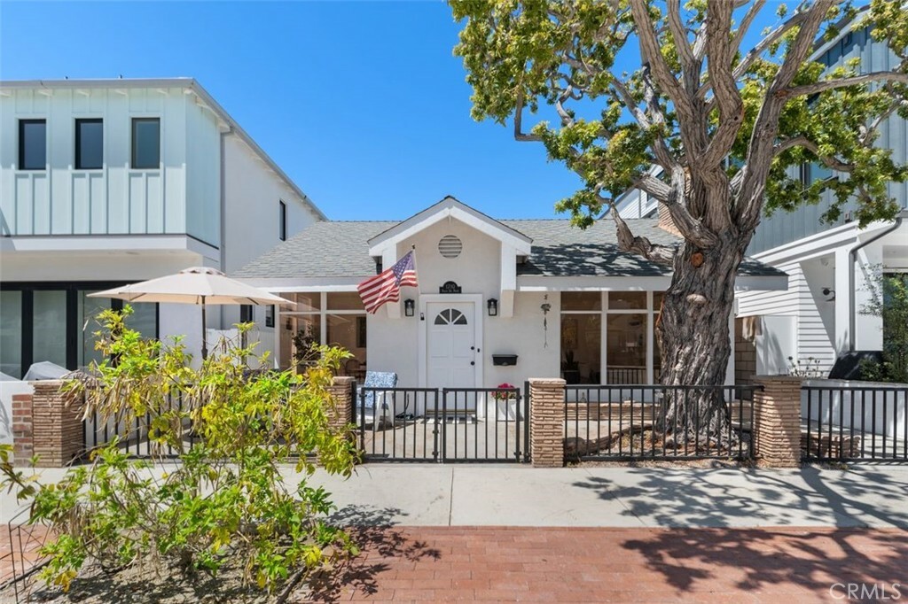 Property Photo:  1710 Plaza Del Norte  CA 92661 