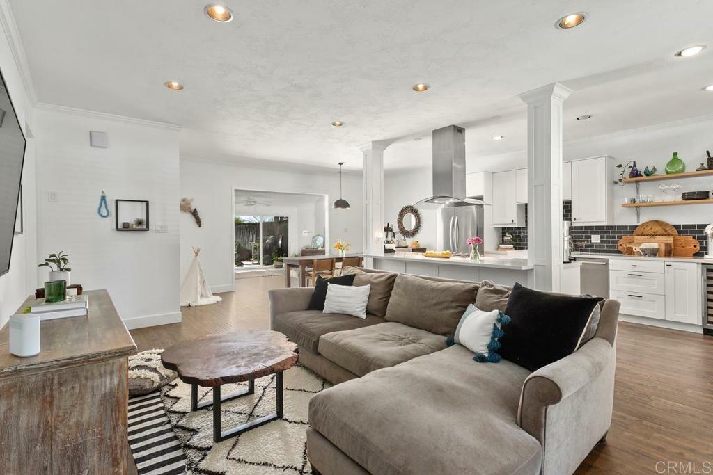 Property Photo: 2203 Levante Street CA 92009