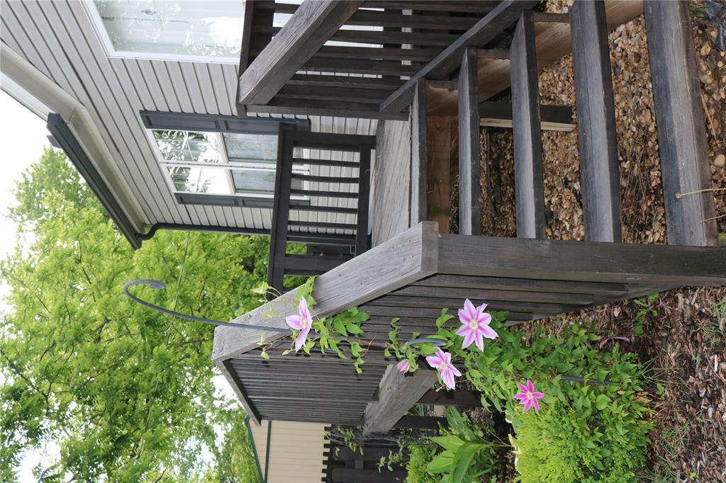 Property Photo: 302 W Cedar Street MO 63823