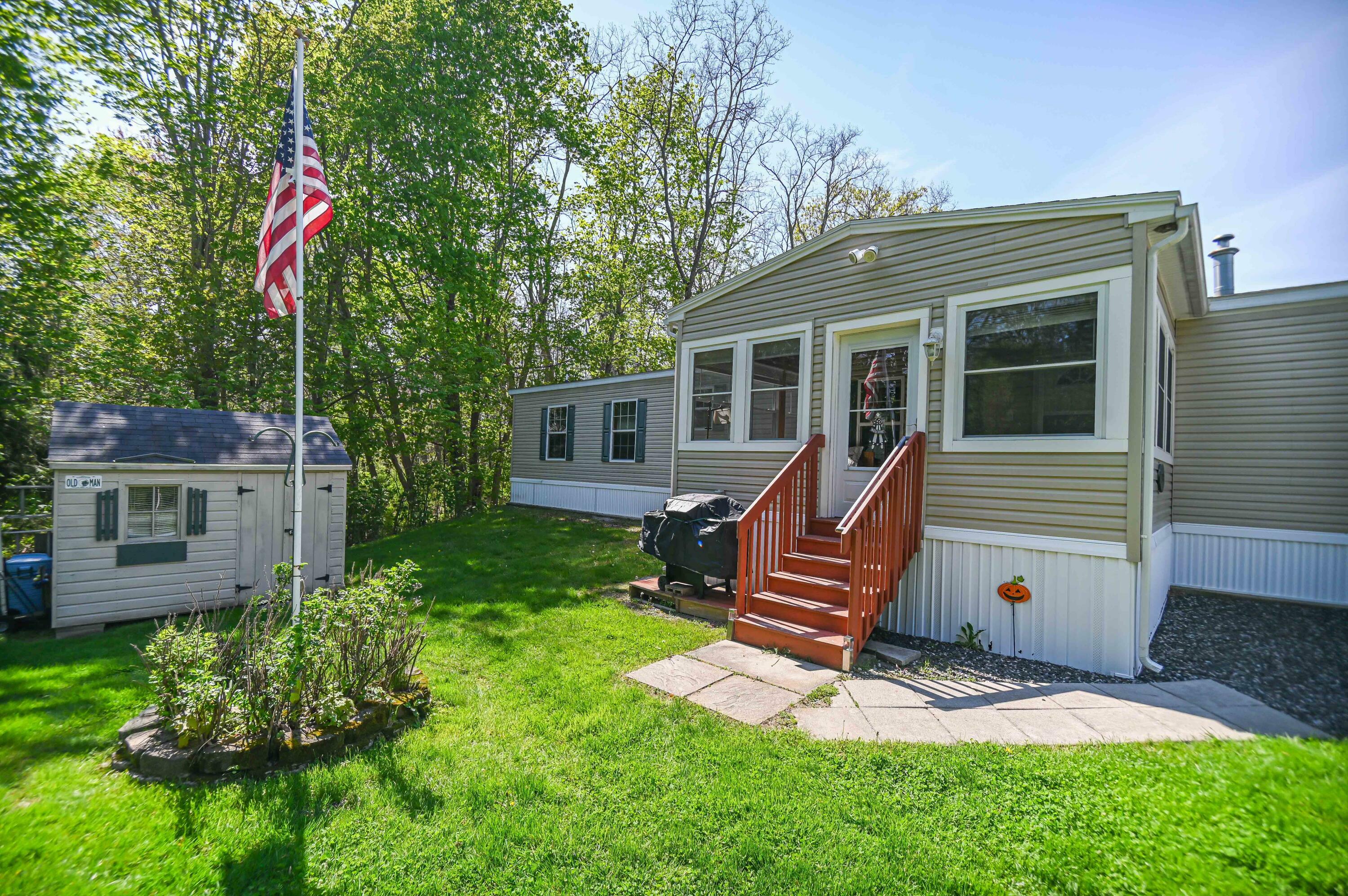 Property Photo: 744 US Rt-1 #25 ME 03909