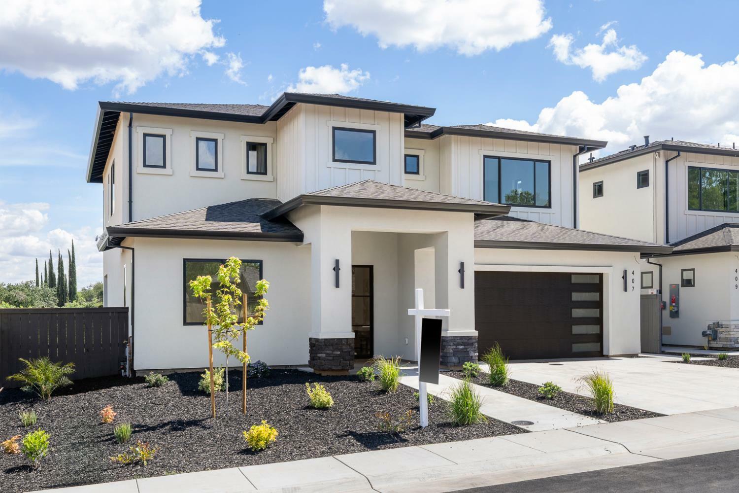 407 East Street  Roseville CA 95678 photo