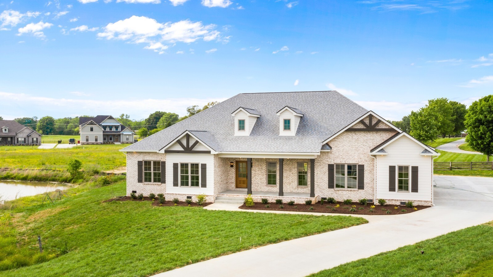 Property Photo:  120 Denton Court  TN 37043 
