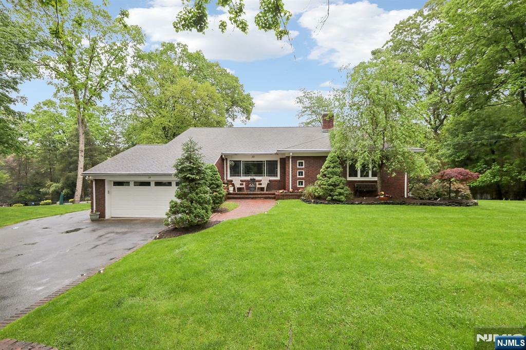 39 Chuckanutt Drive  Oakland NJ 07436 photo