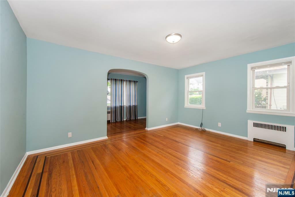 Property Photo:  86 Cedar Street 1  NJ 07026 
