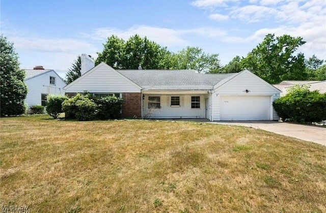 Property Photo: 1036 Hereford Road OH 44112