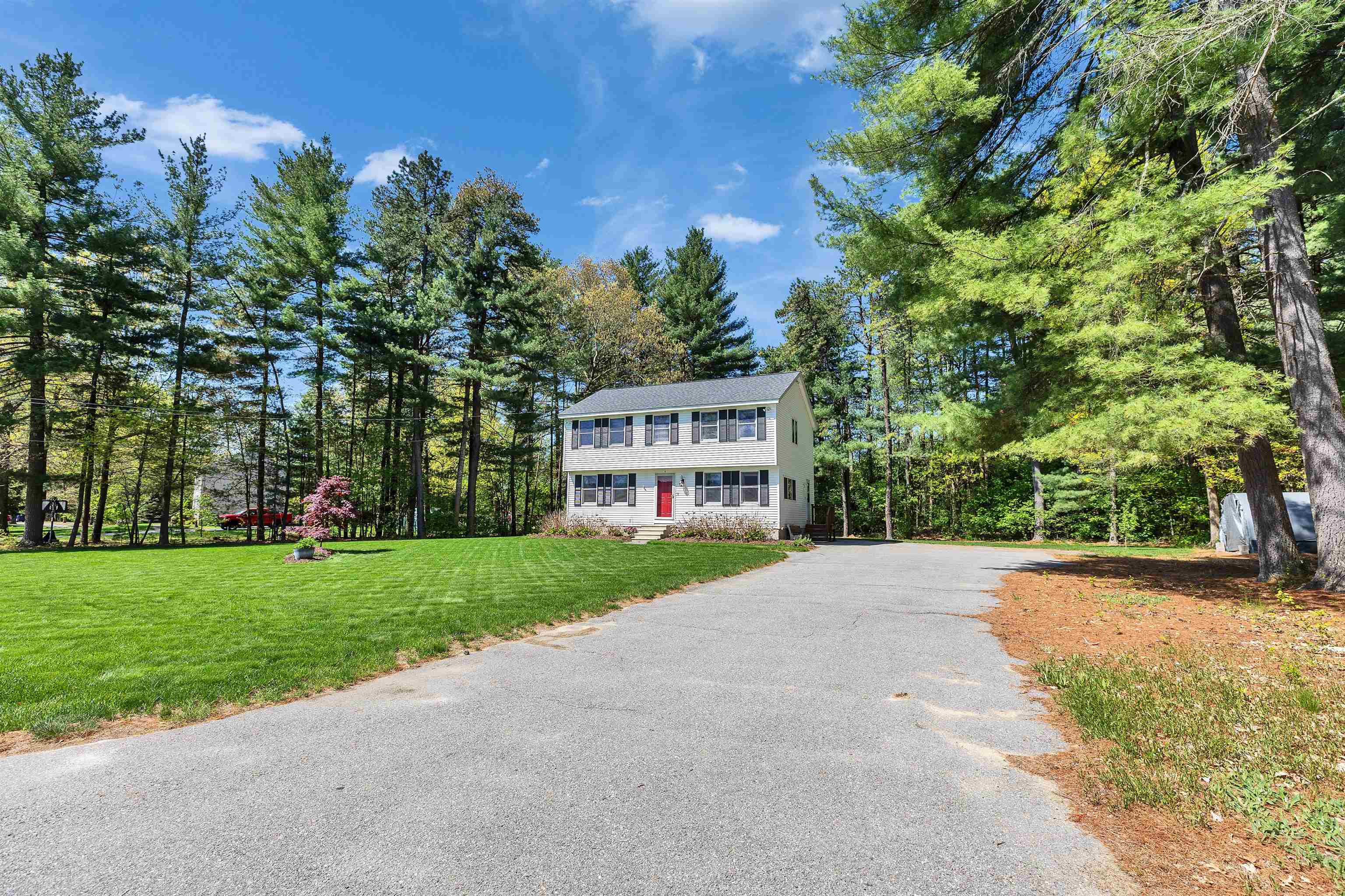 3 Pondview Drive  Litchfield NH 03052 photo