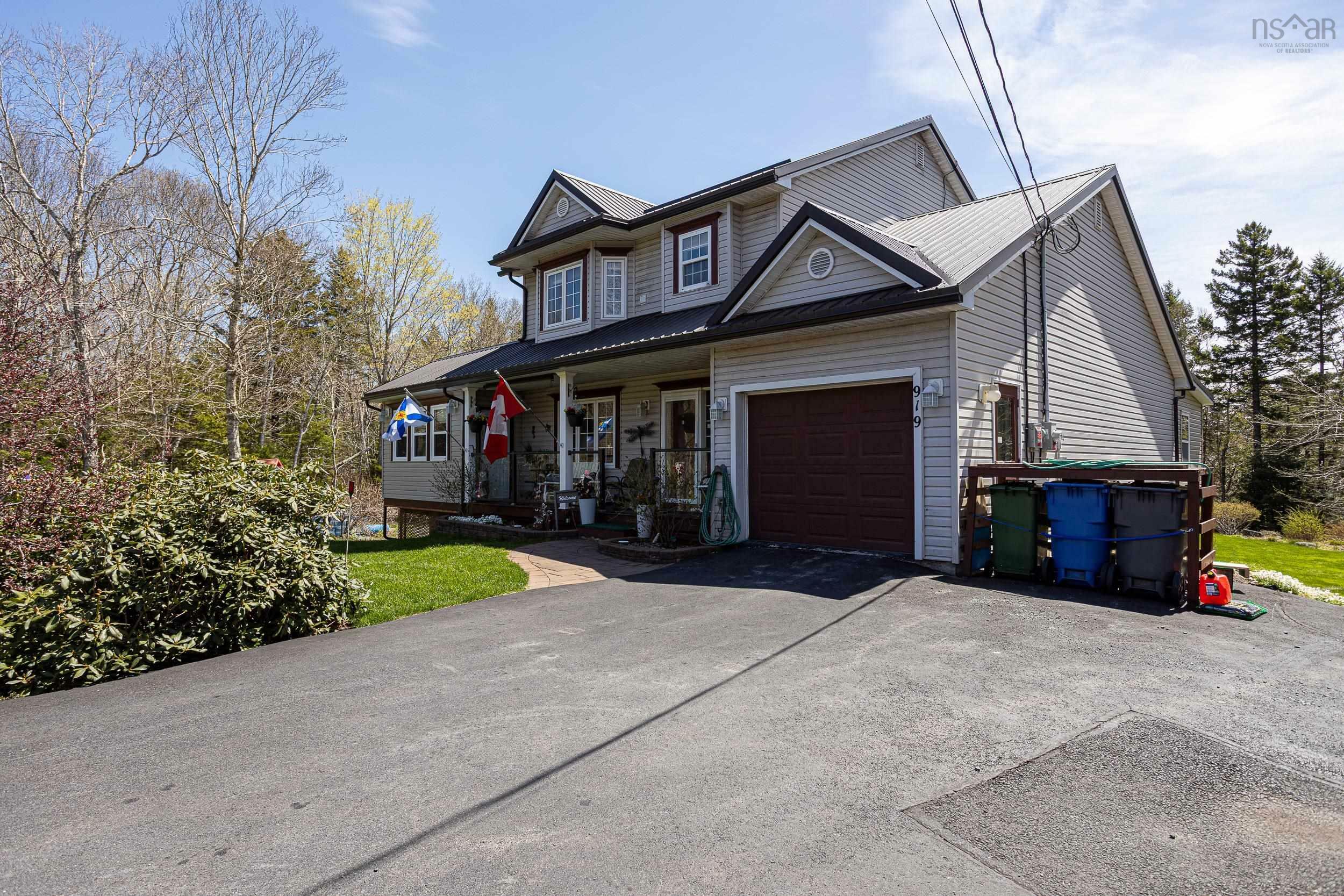 Property Photo: 919 White Hills Run NS B4B 1V6
