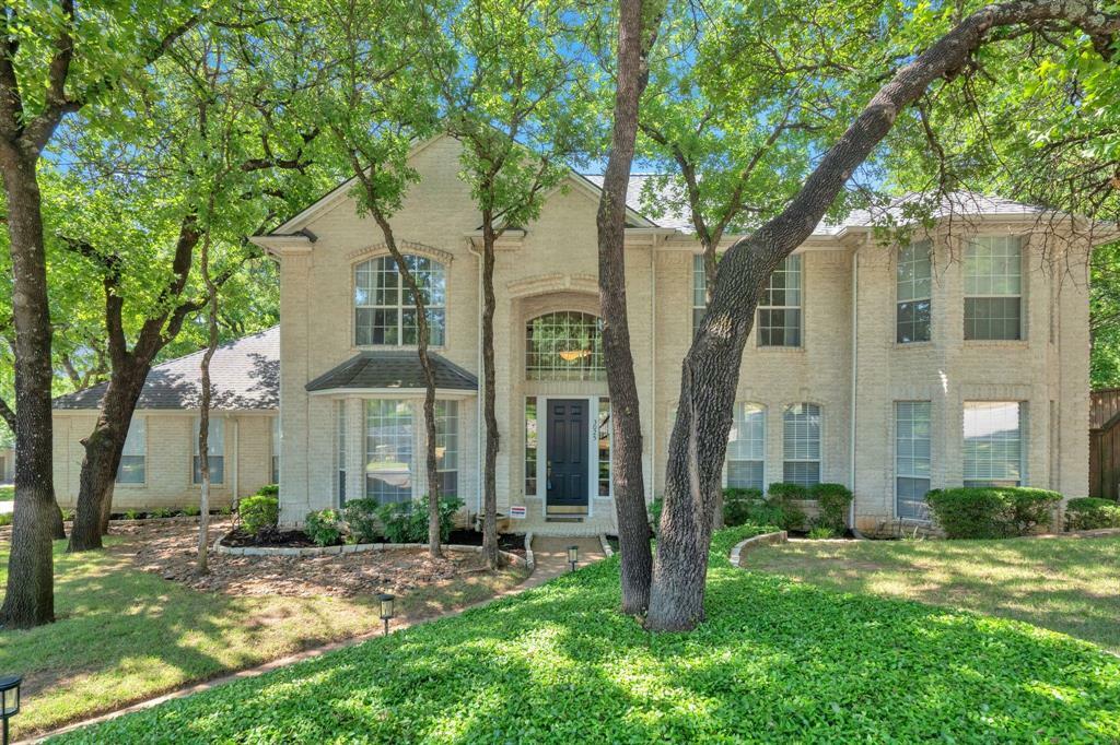 Property Photo: 3025 Mountainview Court TX 76051