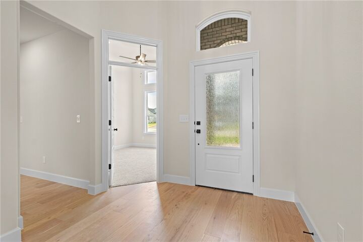 Property Photo:  2209 Salmon Street  AR 72751 