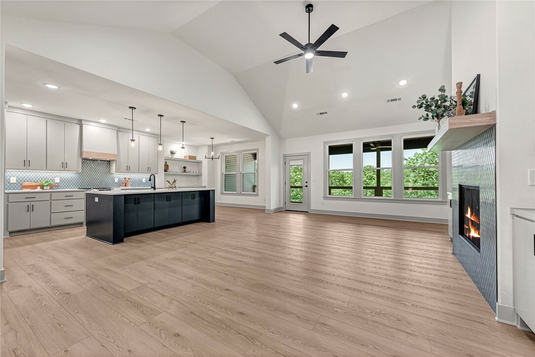 30 S Cheshnut Drive  Bella Vista AR 72714 photo