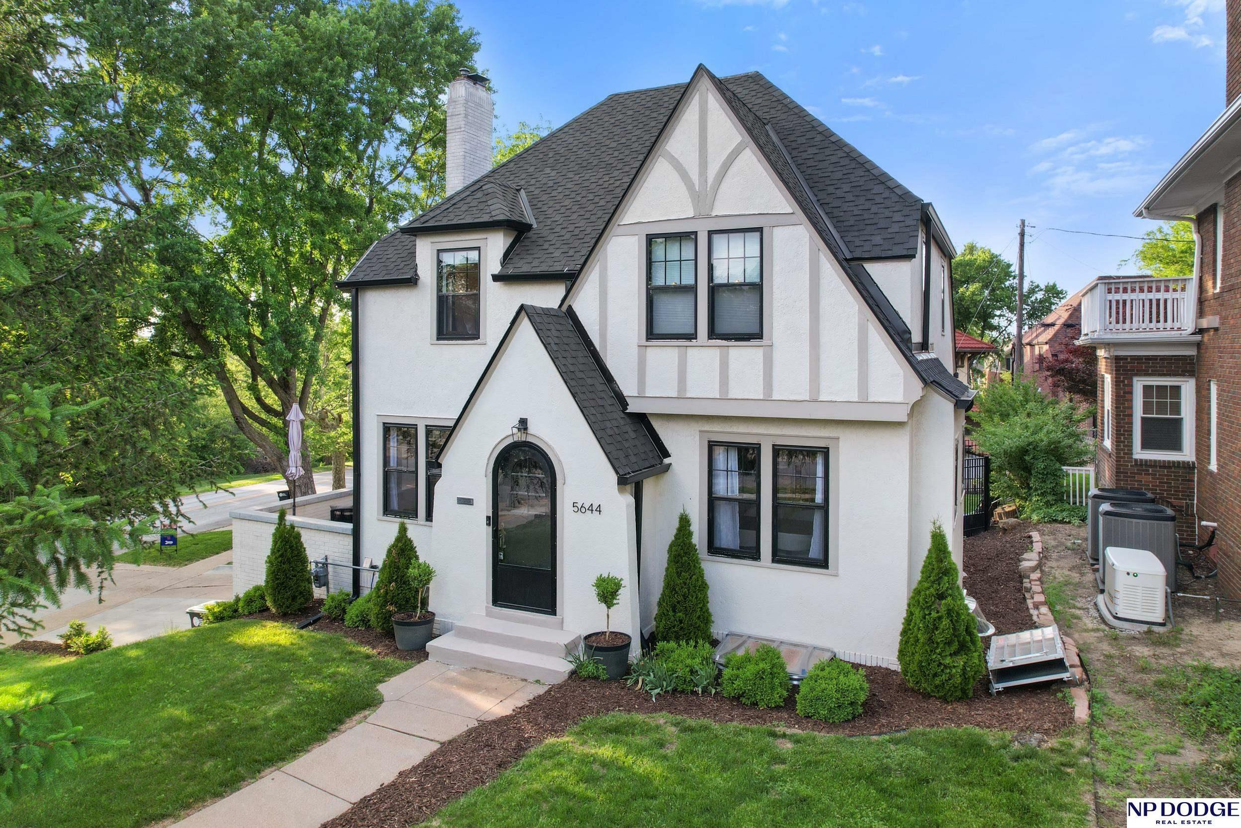 Property Photo: 5644 Leavenworth Street NE 68106