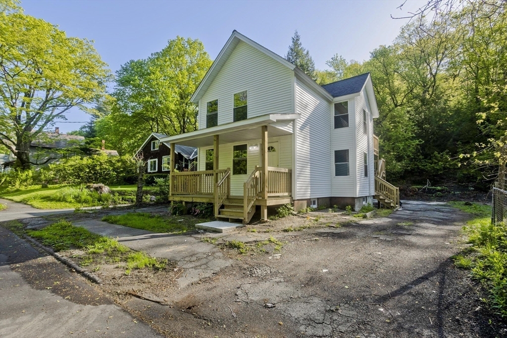 Property Photo:  231 Hope St  MA 01301 