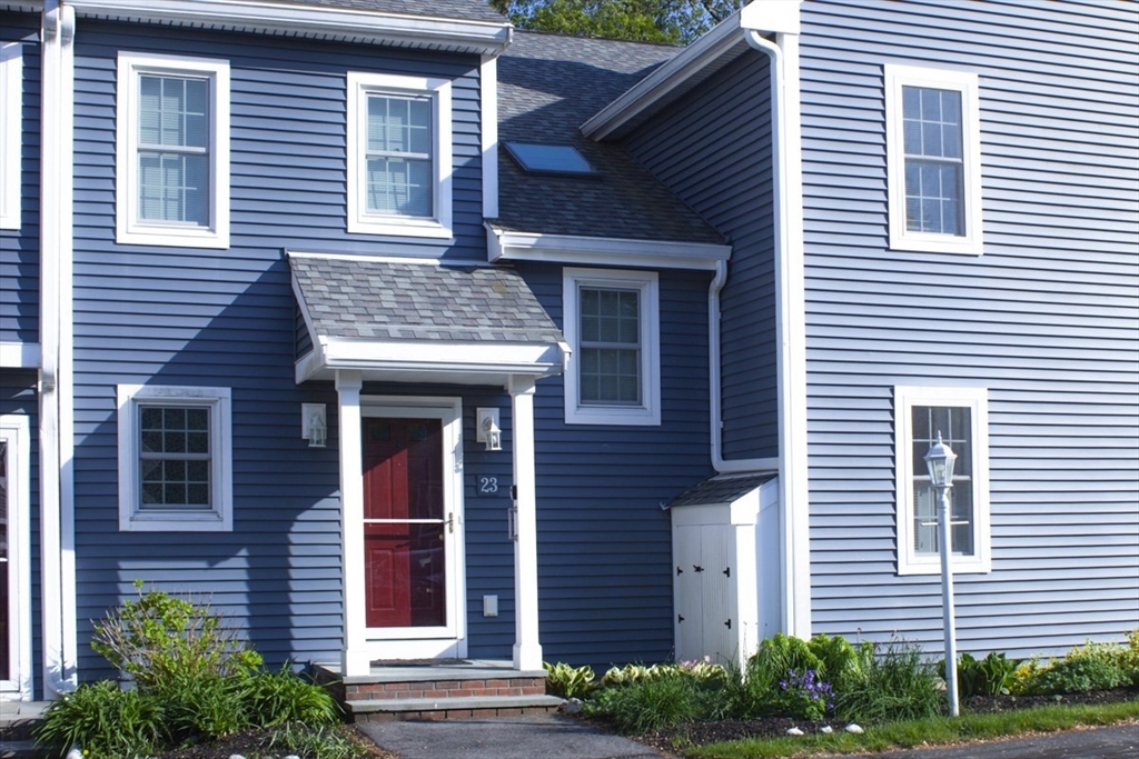 23 Hobart Ln 23  Rockland MA 02370 photo
