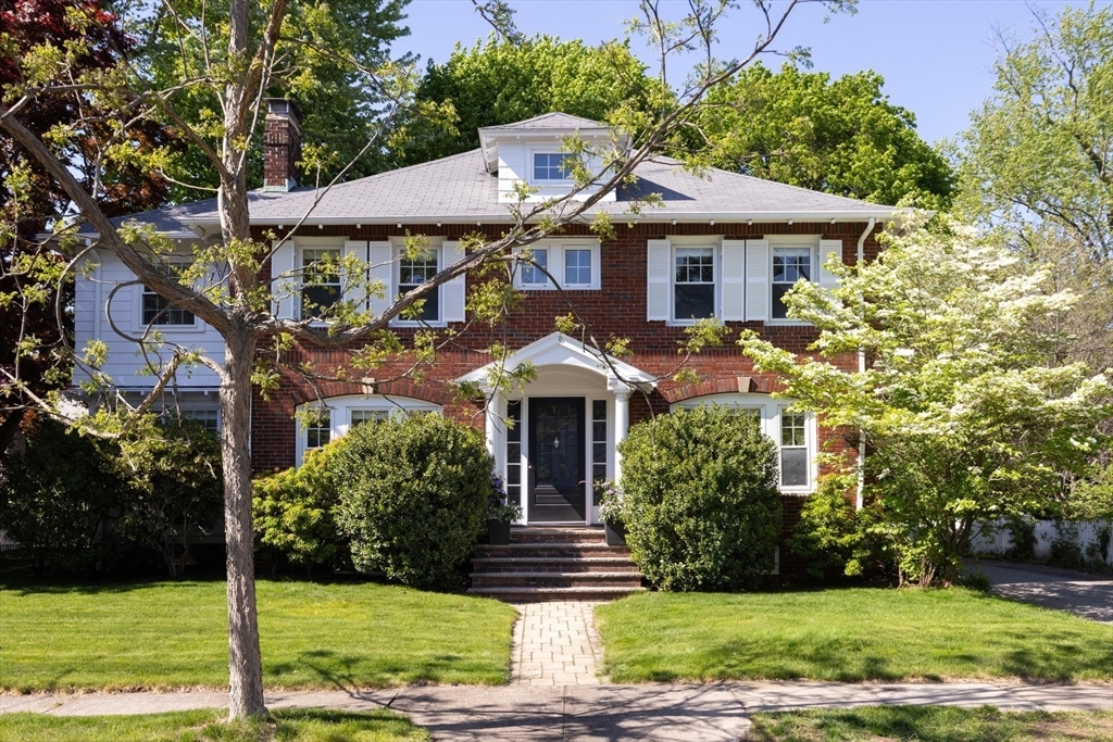 Property Photo: 35 Vineyard Rd MA 02459
