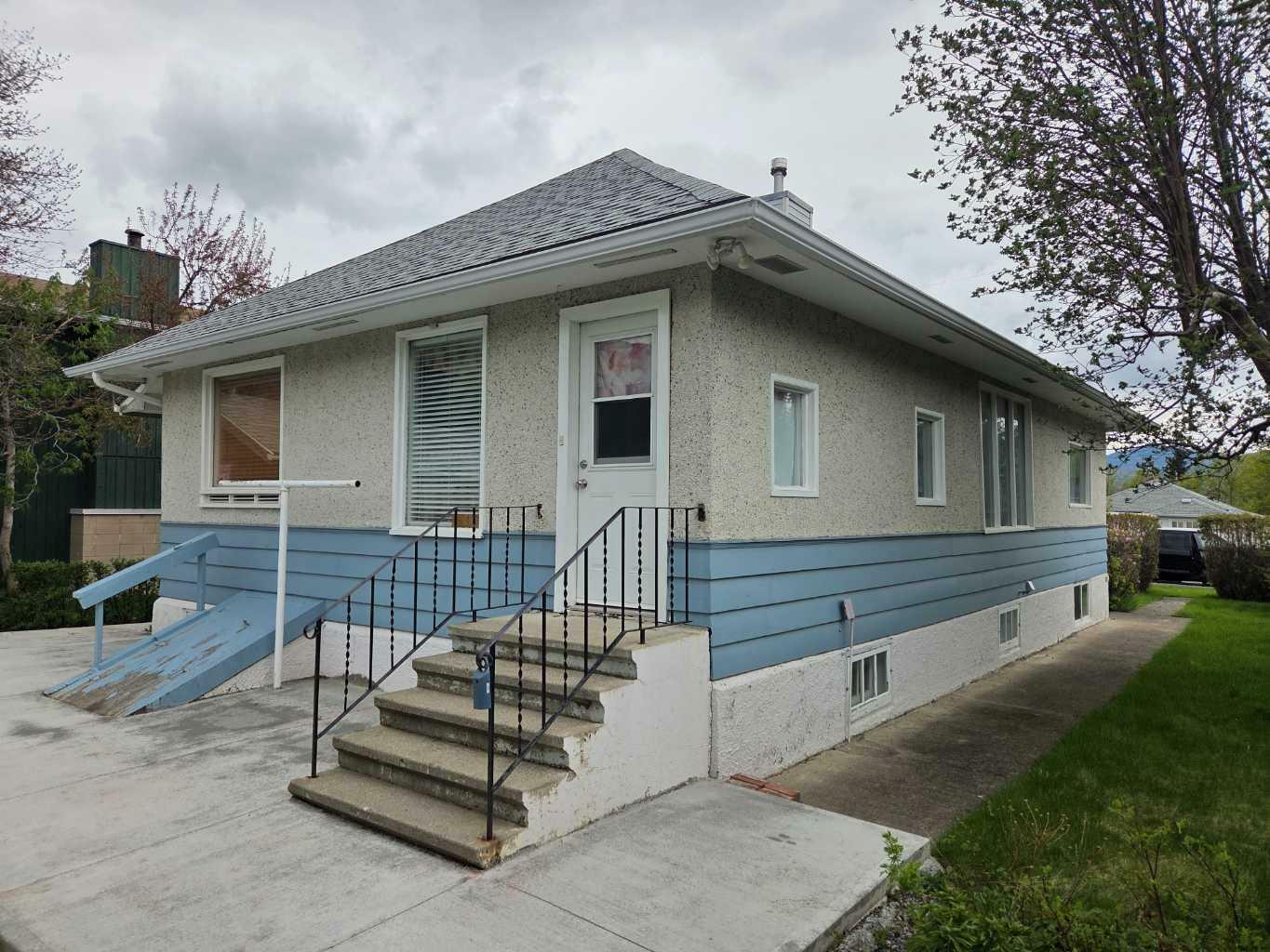2410 210 Street  Bellevue AB T0K 0C0 photo